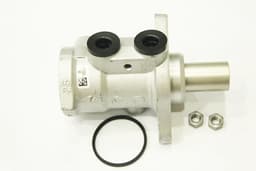 XR828105-O — Brake Master Cylinder LHD