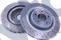JLM21749 — Front brake discs - R Performance option