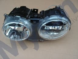 C2C22630 — Xenon Headlamp - LH for RHD