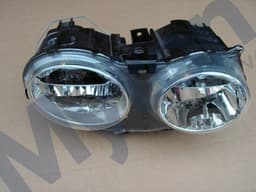 C2C22623 — Xenon Headlamp - RH for RHD