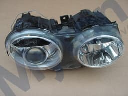 C2C26690 — Xenon Headlamp - RH for RHD