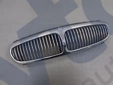 C2S38388 — Front grille - Chrome griile & Chrome surround
