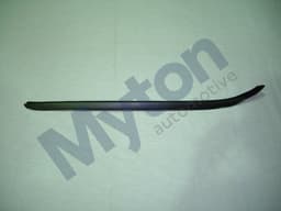 C2S36549 — Front windscreen finisher - RH - A-Post