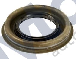 XR821244 — Output Shaft Oil Seal