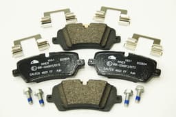 LR162041-A — Brake Pad Set