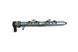 JDE33019-O — Manifold-Fuel Supply LH