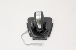 LR003471-A — Knob - Gear Change Lever