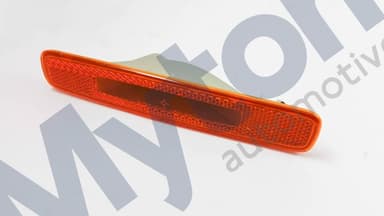 Rear bumper - Right hand side - Amber reflector