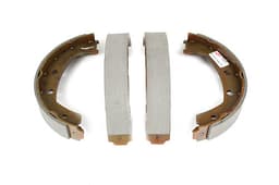 LR001020-A — Brake Shoes Set