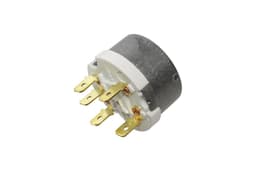 LR039638-O — Switch - Ignition