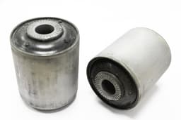 RBX000070-O — Front Suspension Arm - Bush